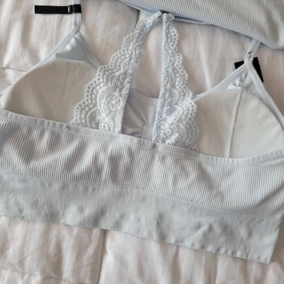 TAHARI BRAND NEW SEAMLESS BRA SET REMOVABLE PADS SIZE L - Picture 6 of 6